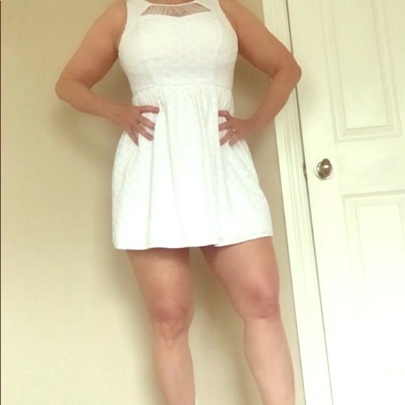 City Triangles Dresses & Skirts - (3/10 sale) Such a cute sexy yet classy dress.